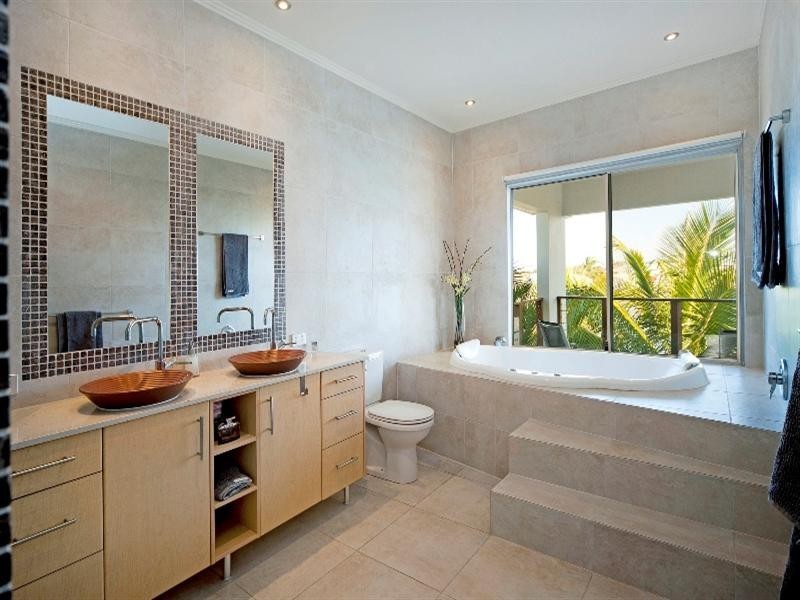 64 The Peninsula, Helensvale QLD 4212