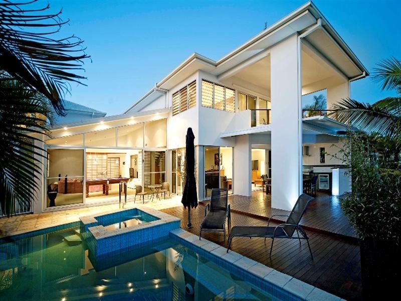 64 The Peninsula, Helensvale QLD 4212