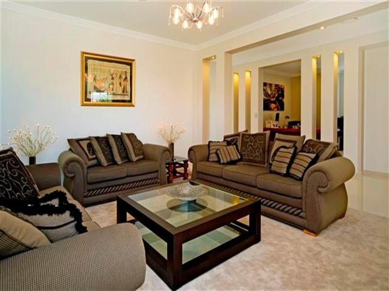 2130 Carlton Drive, Hope Island QLD 4212