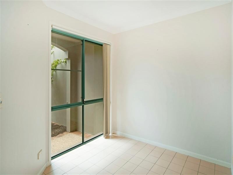 125/19 Santa Barbara Road, Hope Island QLD 4212