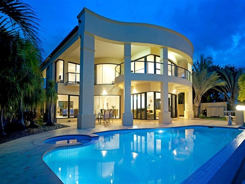 3117 Riverleigh Drive, Hope Island QLD 4212