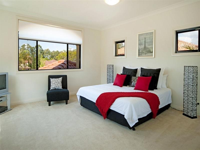 3117 Riverleigh Drive, Hope Island QLD 4212