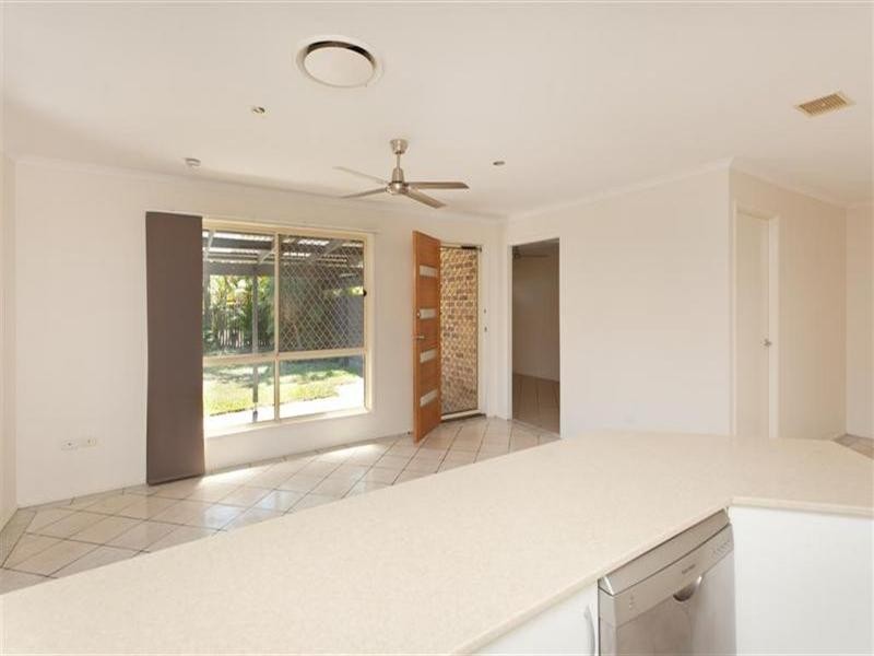 2 78 River Oak Drive, Helensvale QLD 4212