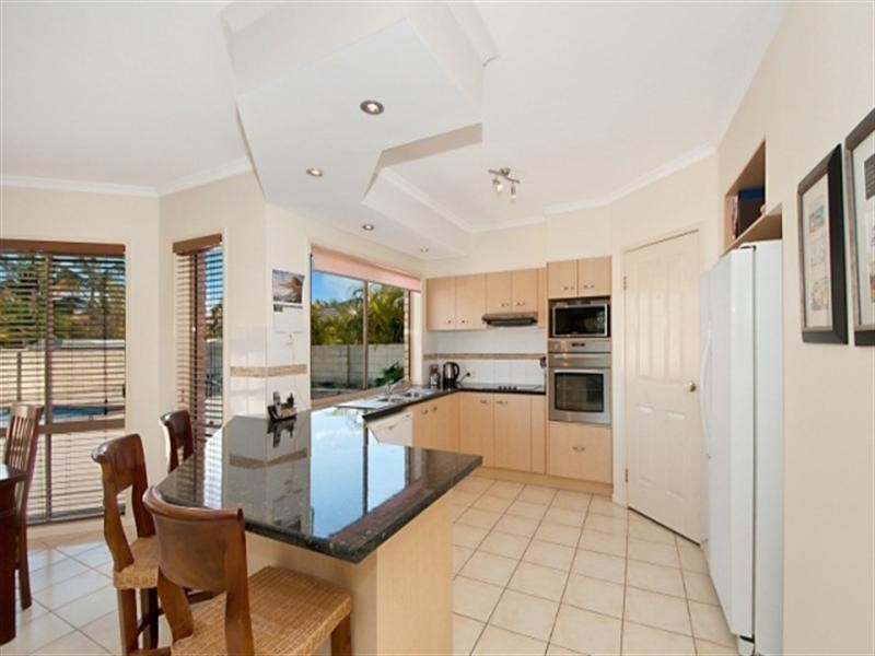 3 Tammy Court, Helensvale QLD 4212