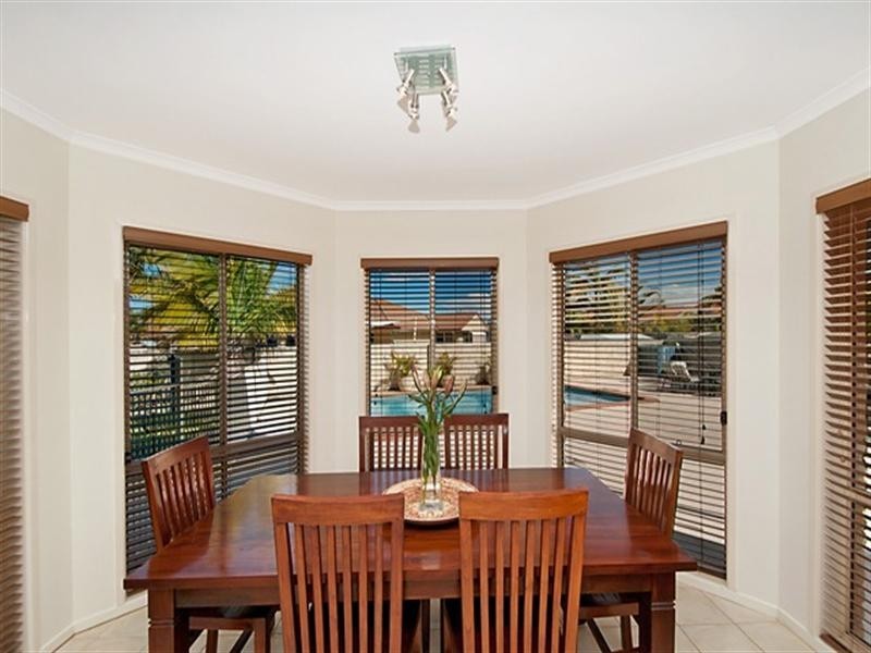 3 Tammy Court, Helensvale QLD 4212