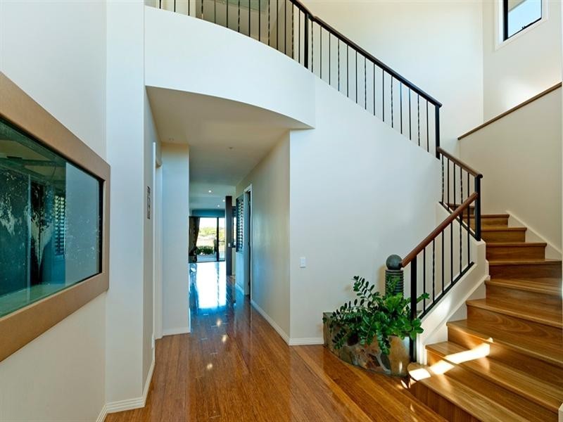 2303 Belmont Court, Hope Island QLD 4212