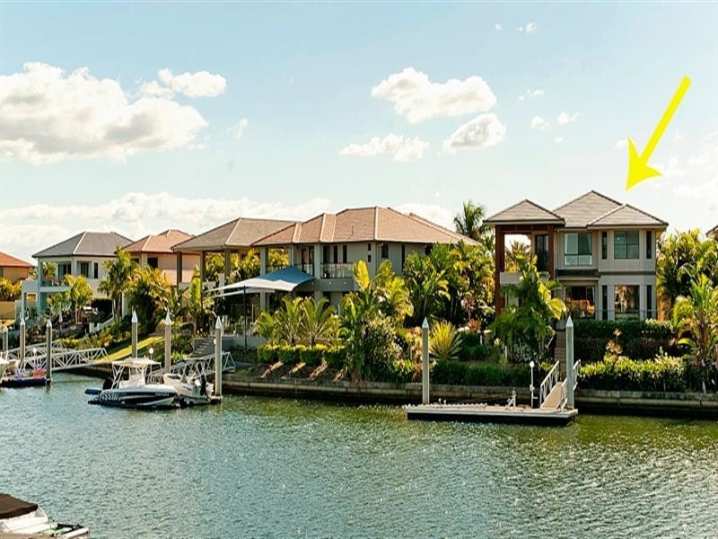 2303 Belmont Court, Hope Island QLD 4212