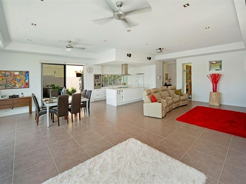 3 Coomera Court, River Links, Helensvale QLD 4212