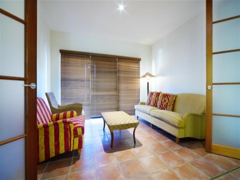 3283 The Palladian Drive, Hope Island QLD 4212