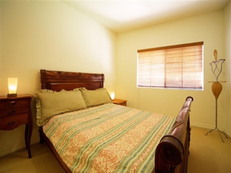 3283 The Palladian Drive, Hope Island QLD 4212