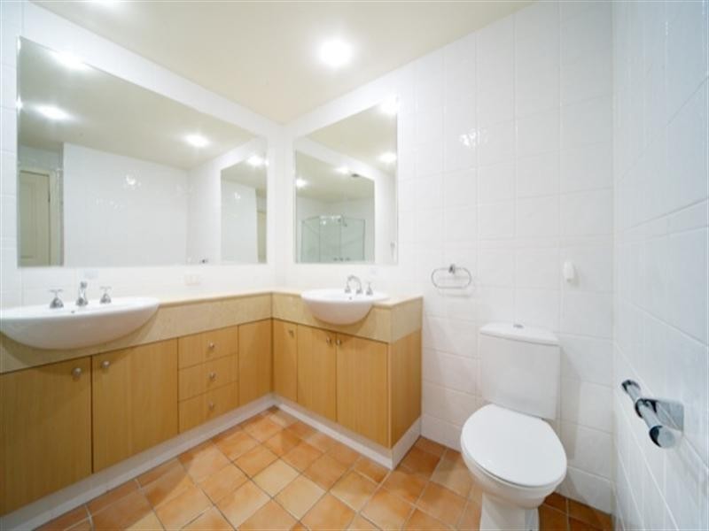 3283 The Palladian Drive, Hope Island QLD 4212