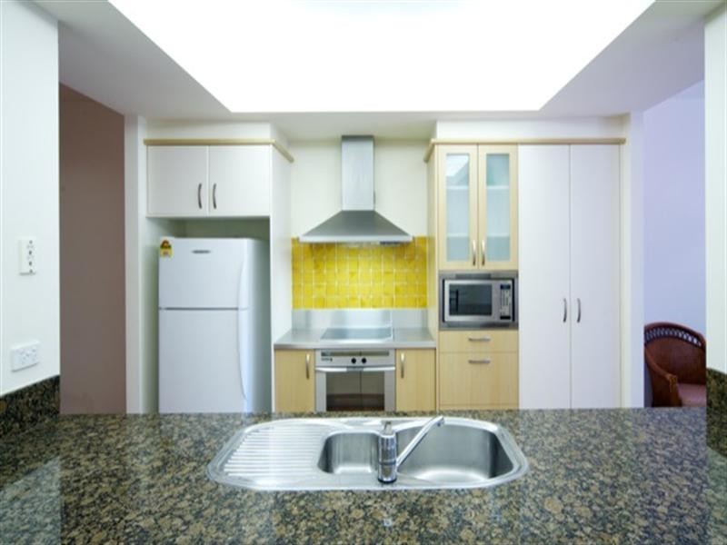 3283 The Palladian Drive, Hope Island QLD 4212