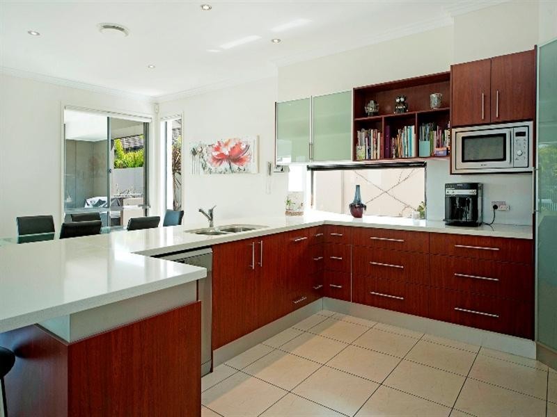 2851 Virginia Drive, Hope Island QLD 4212