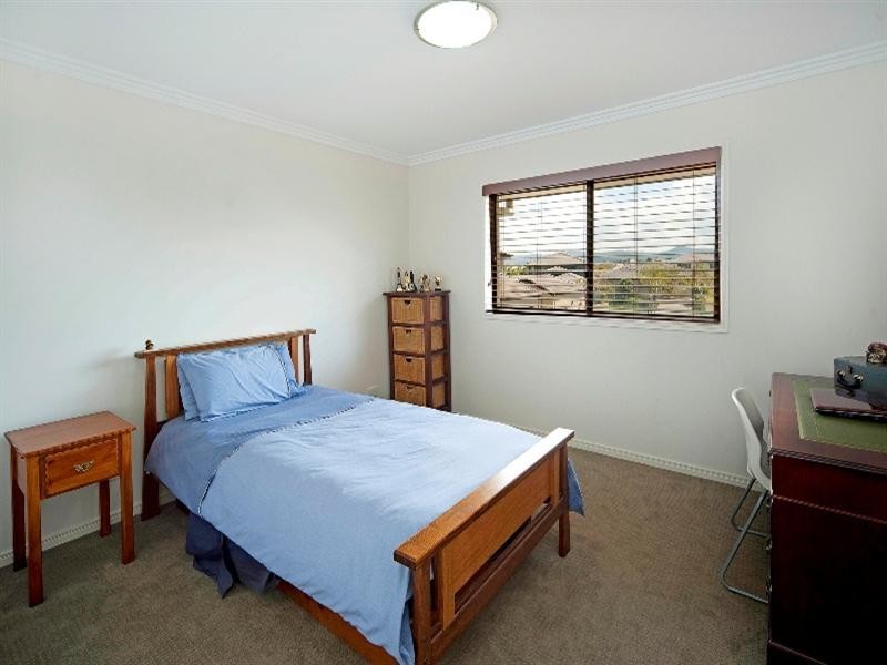2851 Virginia Drive, Hope Island QLD 4212