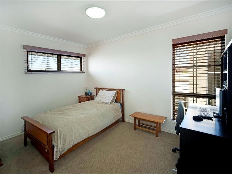 2851 Virginia Drive, Hope Island QLD 4212