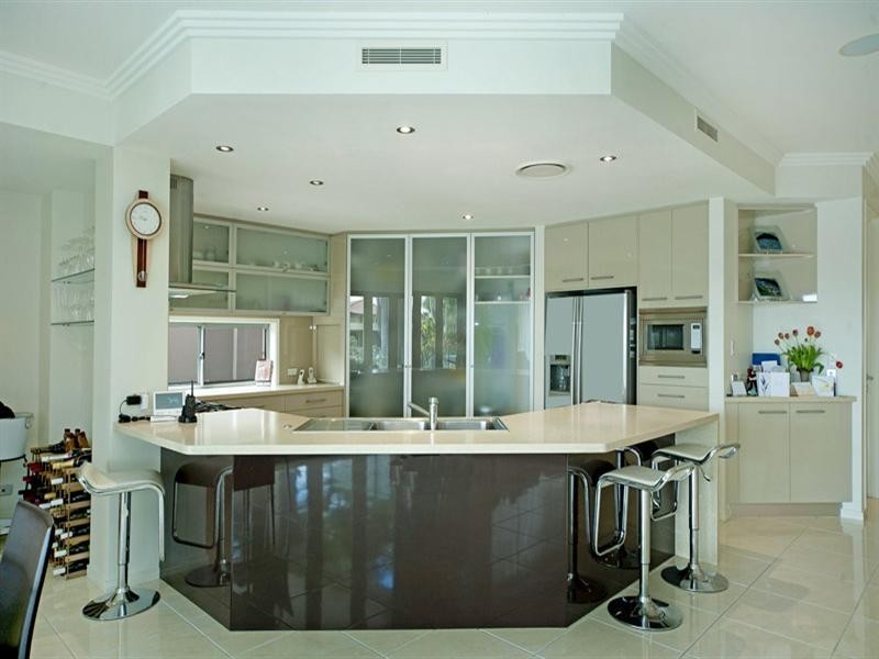 2165 Beaufort Way, Hope Island QLD 4212