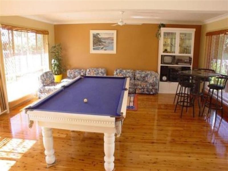 89 Crescent Avenue, Hope Island QLD 4212