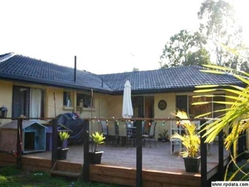 89 Crescent Avenue, Hope Island QLD 4212