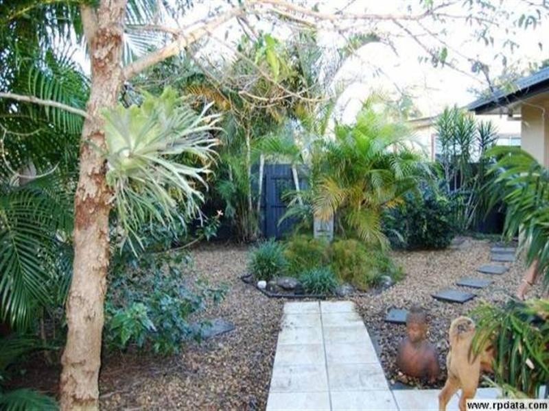 89 Crescent Avenue, Hope Island QLD 4212