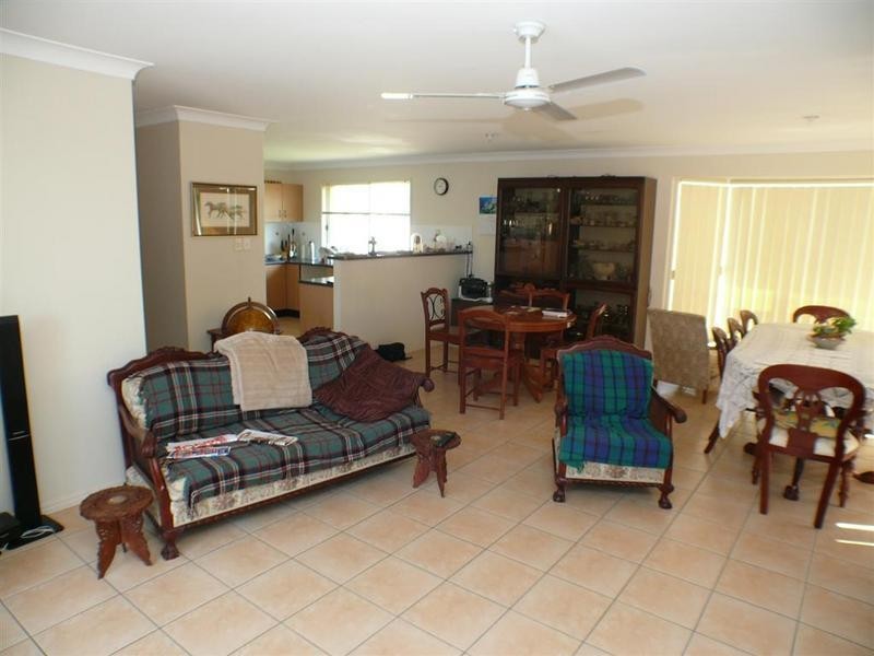 2 Watkins Court, Ormeau QLD 4208