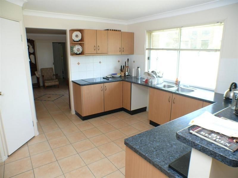 2 Watkins Court, Ormeau QLD 4208