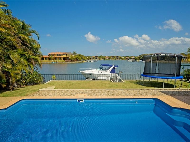 26 The Peninsula, Helensvale QLD 4212