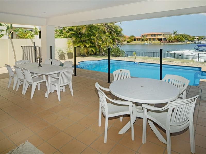 26 The Peninsula, Helensvale QLD 4212