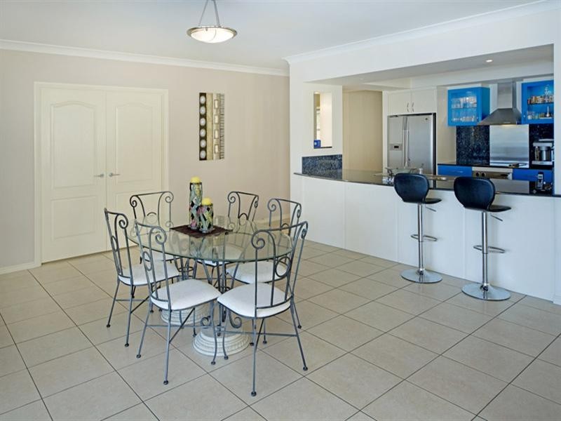 26 The Peninsula, Helensvale QLD 4212