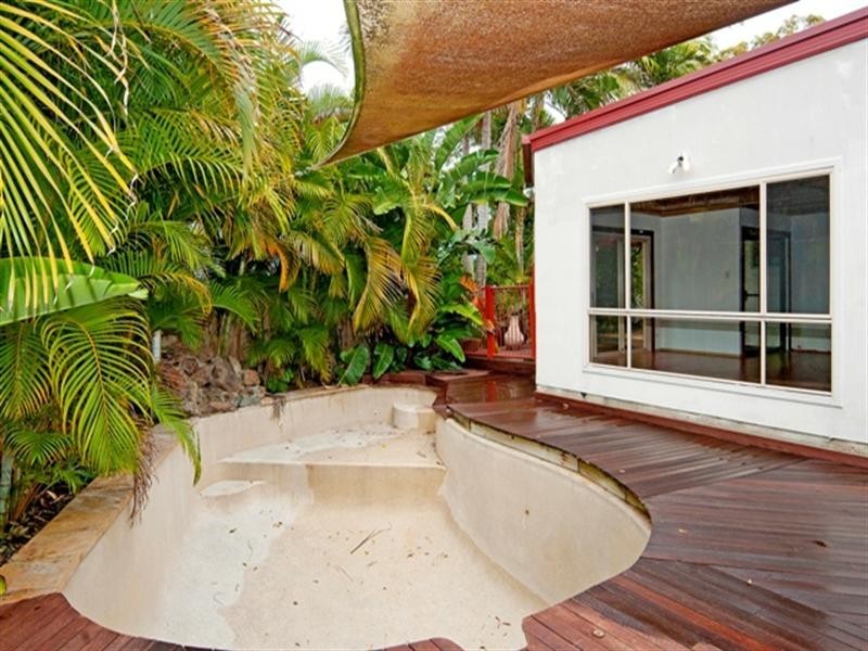 13 Eingana Street, Hope Island QLD 4212