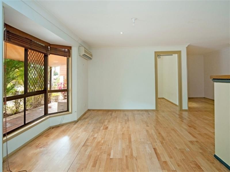 13 Eingana Street, Hope Island QLD 4212