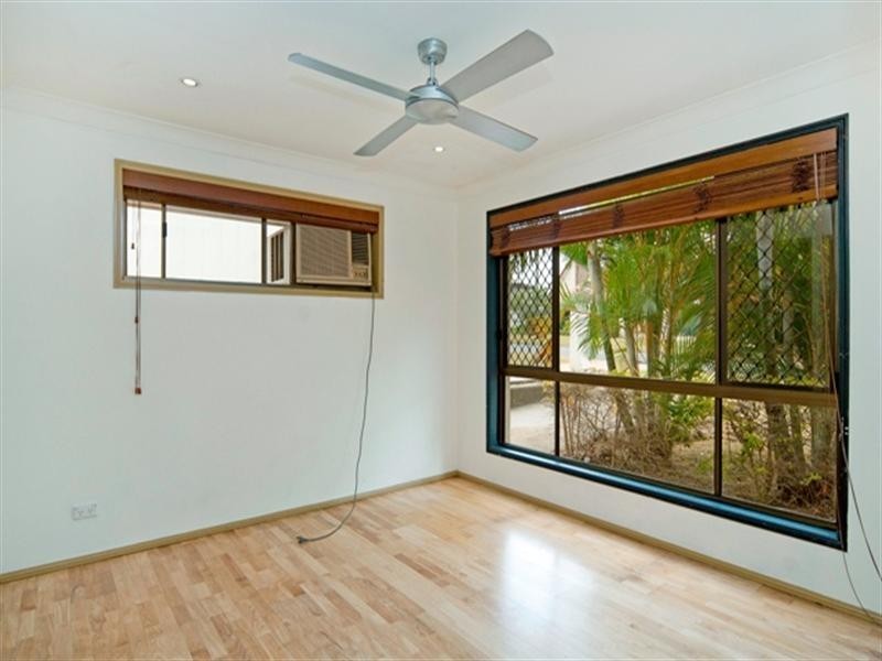 13 Eingana Street, Hope Island QLD 4212