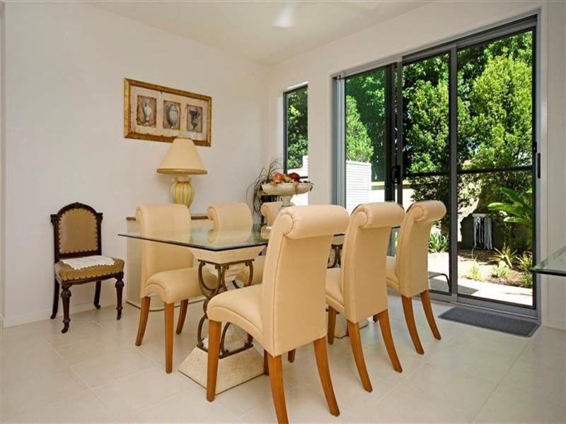 2252 Glengallon Way, Hope Island QLD 4212