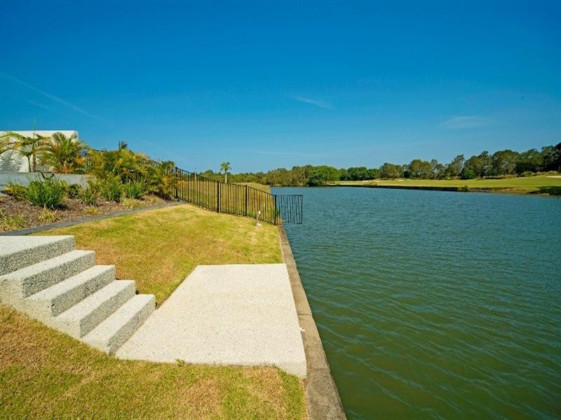 7632 Fairway Boulevard, Hope Island QLD 4212