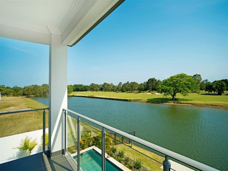 7632 Fairway Boulevard, Hope Island QLD 4212