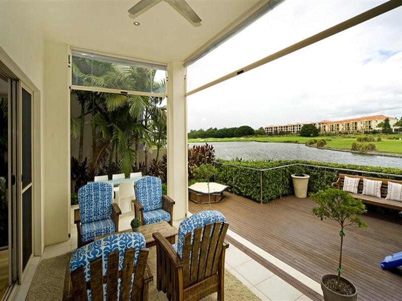 6094 Lugano Drive, Hope Island QLD 4212