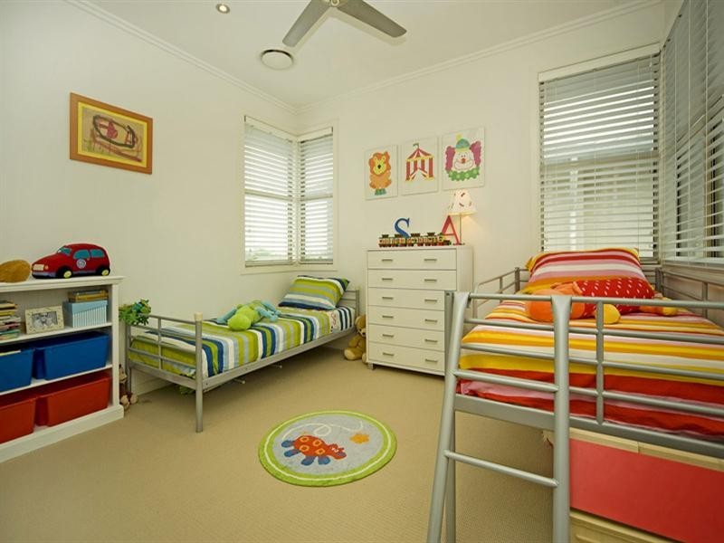 6094 Lugano Drive, Hope Island QLD 4212