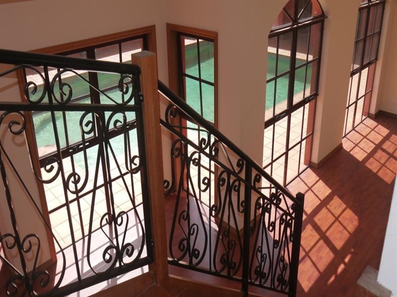 8215 Magnolia Drive West, Hope Island QLD 4212