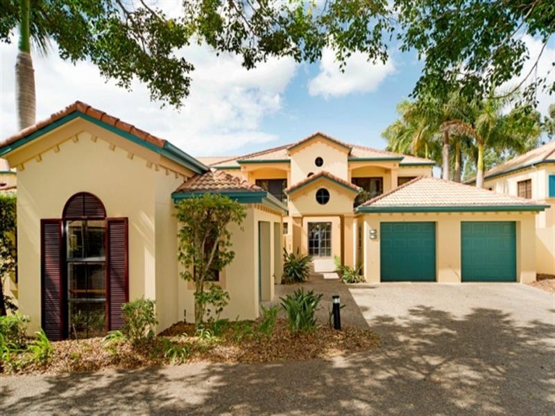 3257 The Palladian Drive, Hope Island QLD 4212