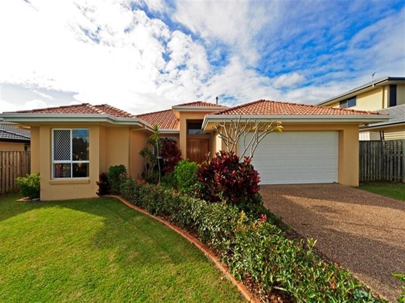 19 Leander Circuit, Oxenford QLD 4210