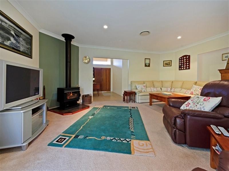 19 Leander Circuit, Oxenford QLD 4210