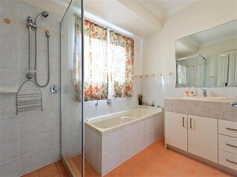 19 Leander Circuit, Oxenford QLD 4210