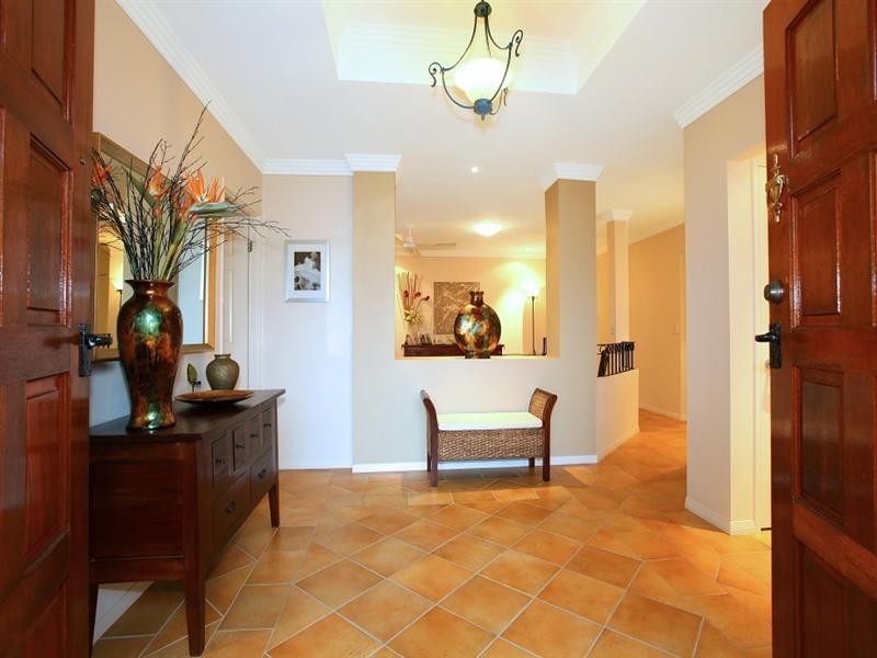 17 Eastbank Terrace, Helensvale QLD 4212