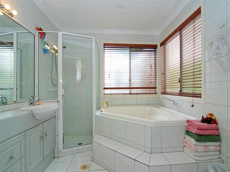 6 Colo Court, Helensvale QLD 4212