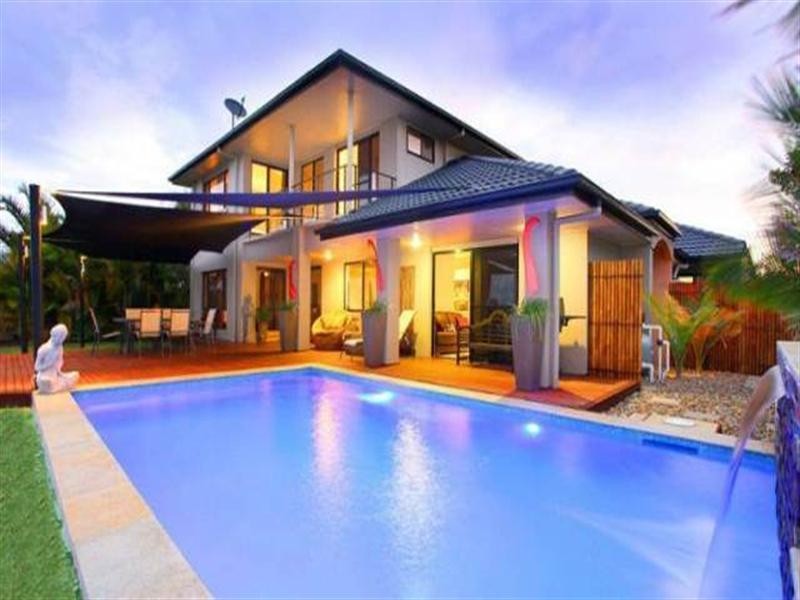 14 Calmwater Crescent, Helensvale QLD 4212