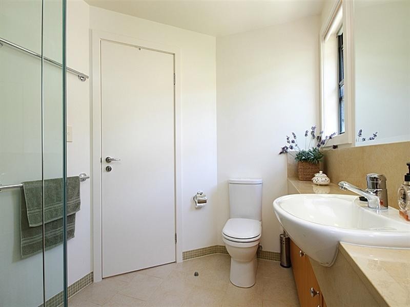 1522 Riverdale Drive, Hope Island QLD 4212
