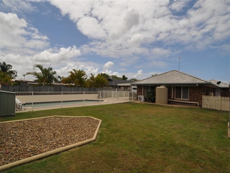 12 westpark Court, Helensvale QLD 4212