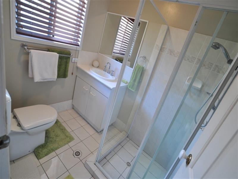 12 westpark Court, Helensvale QLD 4212