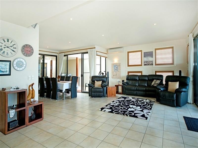 1509 Rosebank Way, Hope Island QLD 4212