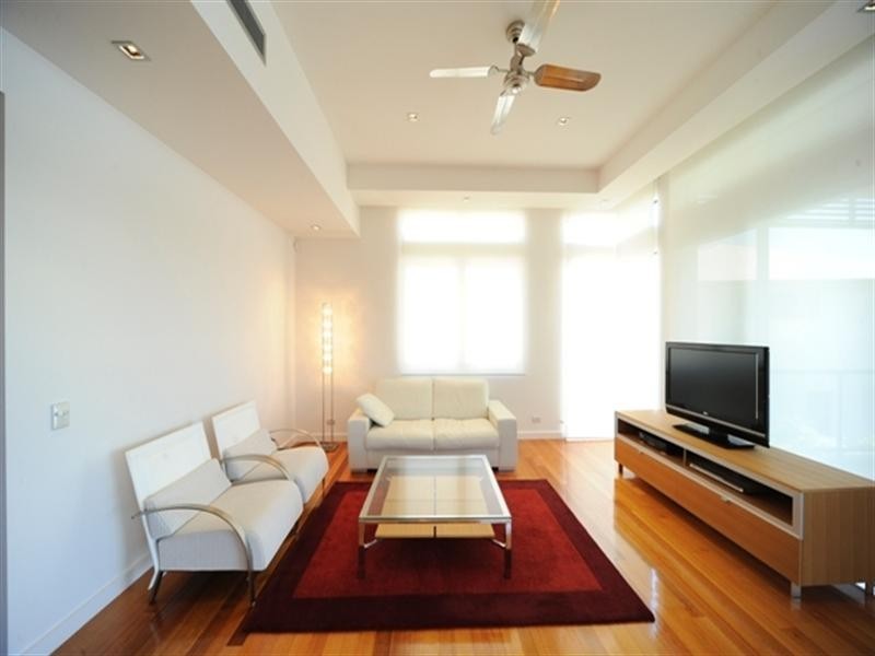 6079 Lugano Drive, Hope Island QLD 4212