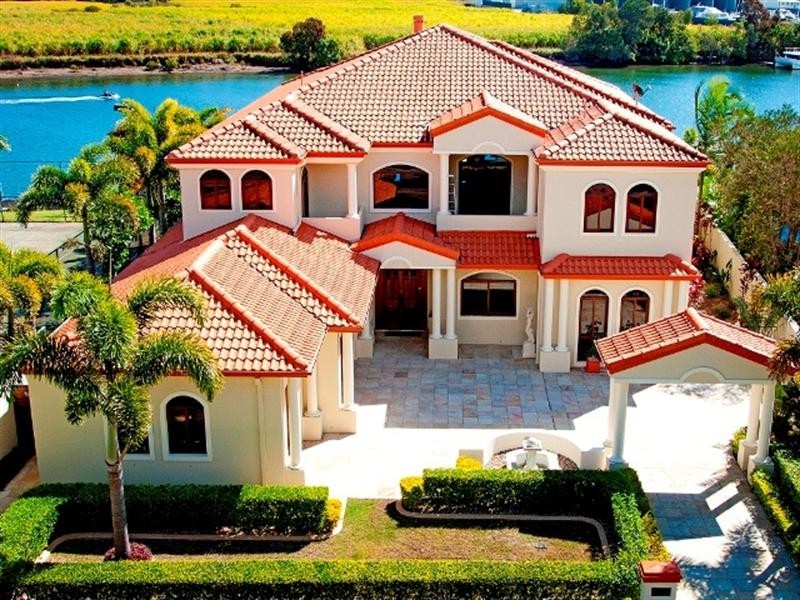 3121 Riverleigh Drive, Hope Island QLD 4212